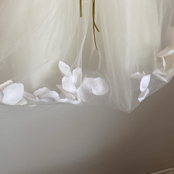 🌸Stunning Kids Dream flower girl/formal/first communion girls gown size 5/6. - Picture 6 of 16